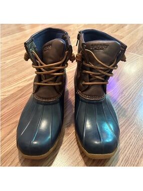 Navy and brown Sperry saltwater duck boots